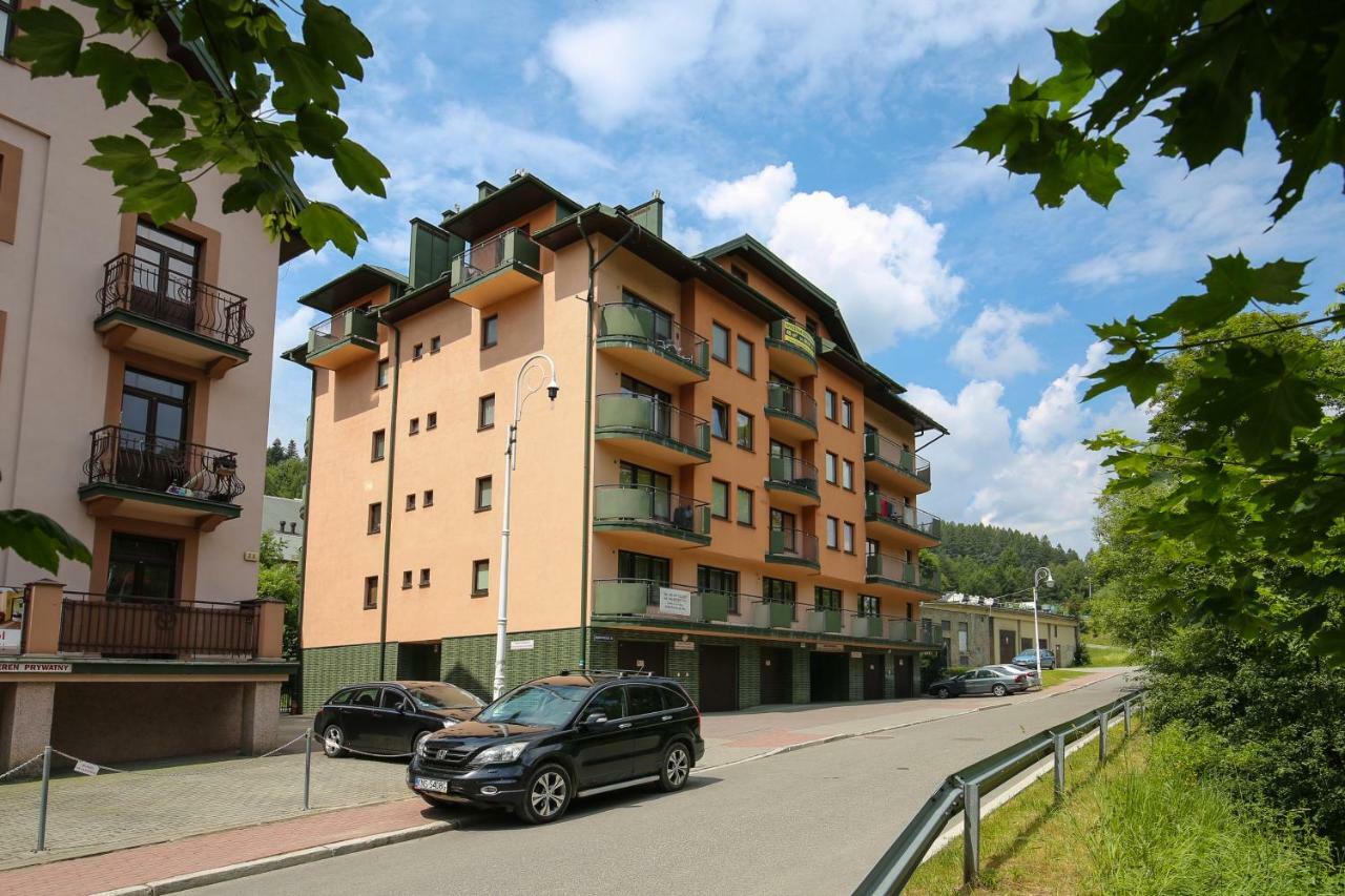 Apartamenty Na Pierwszym Pietrze Krynica Zdroj Exterior photo